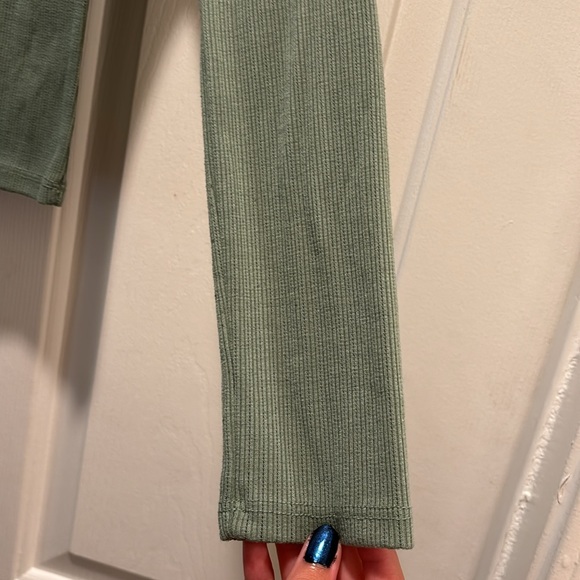 Girls RSQ green long sleeve - Picture 6 of 12